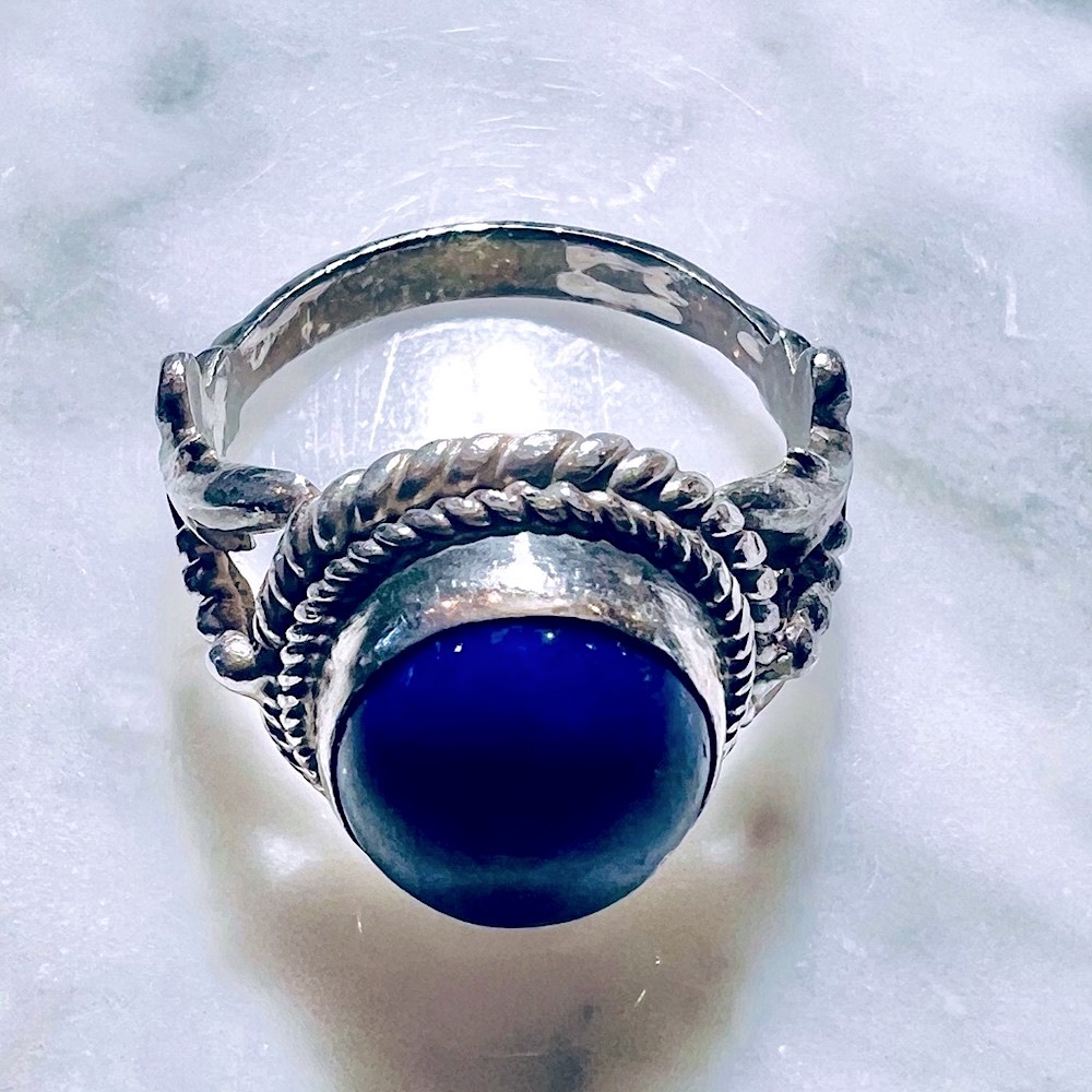 Vintage Handmade Ring Solid 925 Sterling Silver size 8! Good condition! - Picture 3 of 16